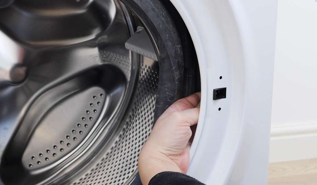 مشکل مکانیکی قفل درب ماشین لباسشویی