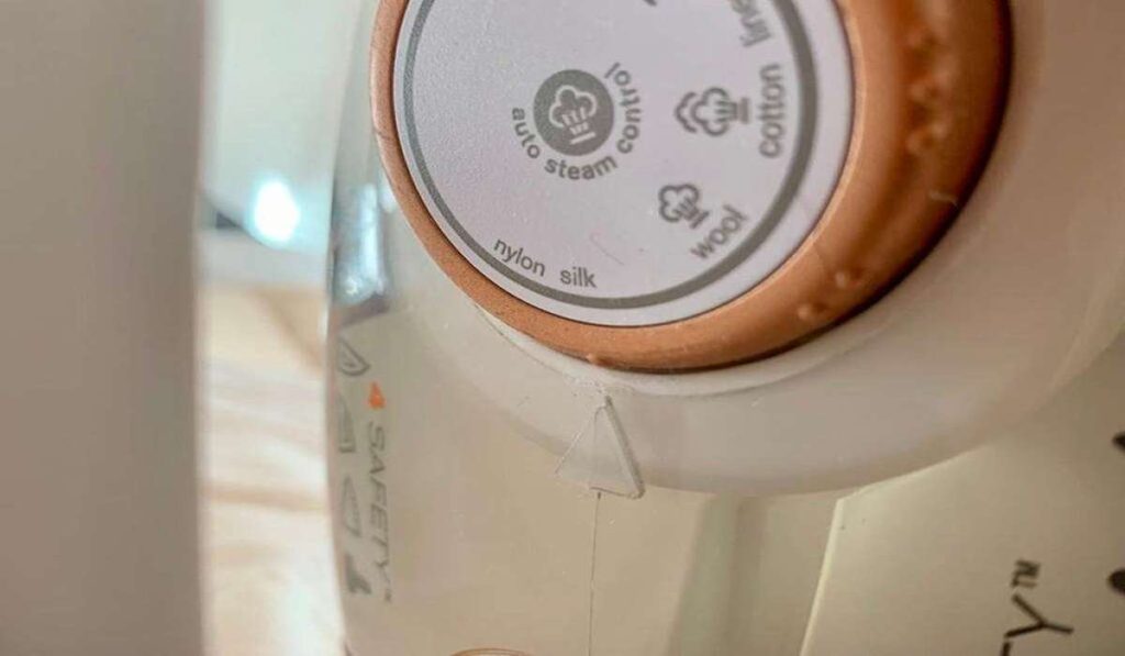 تنظیم درجه حرارت اتو بخار 