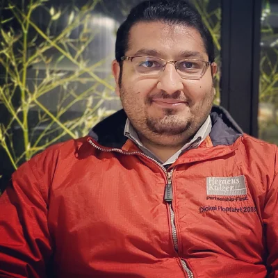 شاهین داوری