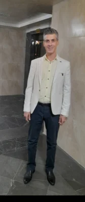امیرحسن هاشمیزاده خوشبین