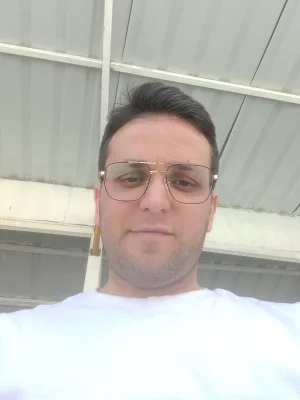 ایمان نجف نسب