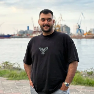 آریا زال نژاد