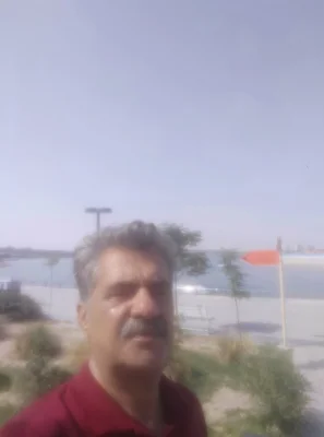 خسرو محمودی