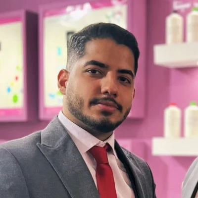 امیرحسین ظریف نیا