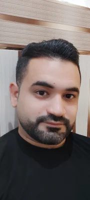 یونس بوعذار
