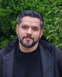 مهرداد یاری