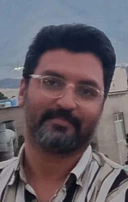 احسان آریانپور