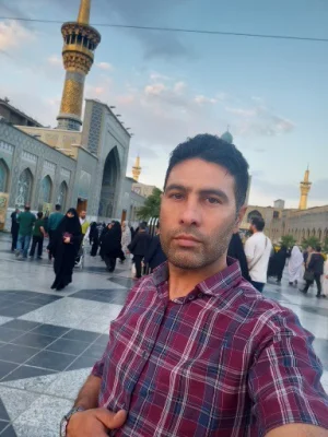 بهمن روشنی