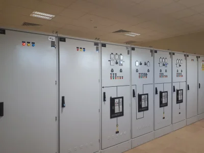 علیرضا آیتی