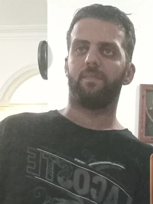 مهرداد نادریان