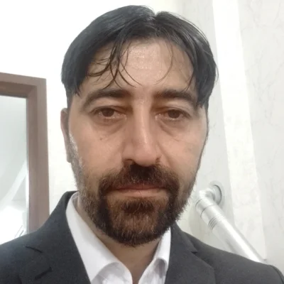 روح الله برزکار