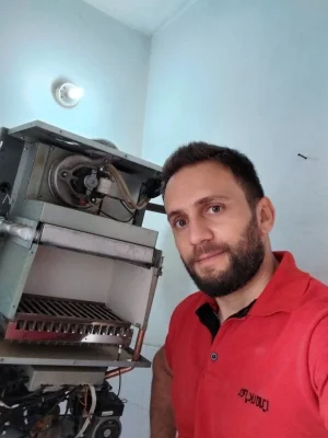 محسن حسن پور
