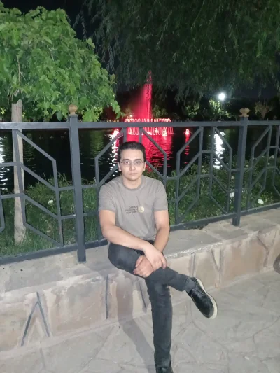 آرمین ایزدی