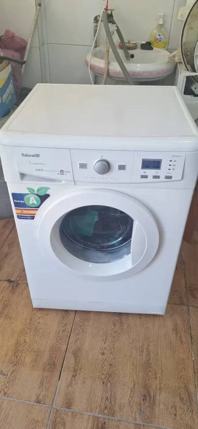 کامران نجفی