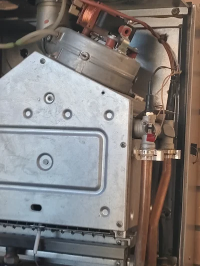 فرشاد کریمی