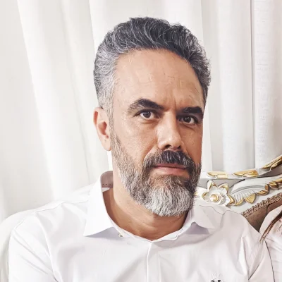 متخصص 9124866461