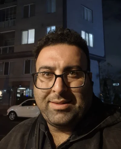 حسین ستاریان