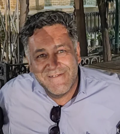 متخصص 9179862515