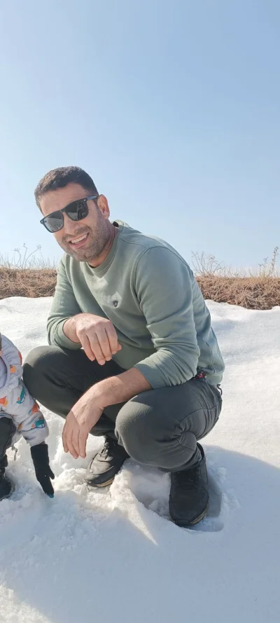 عباس علیخانی