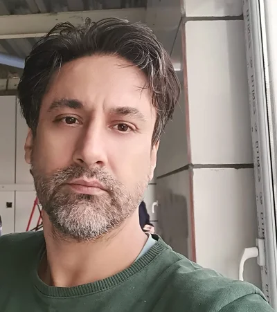 رامین میرزایی 