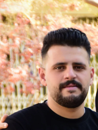 علی شیشه گر 