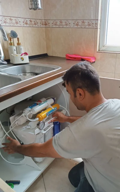 فرشید جهانگیر ۰۹۹۰۶۹۴۸۰۸۹